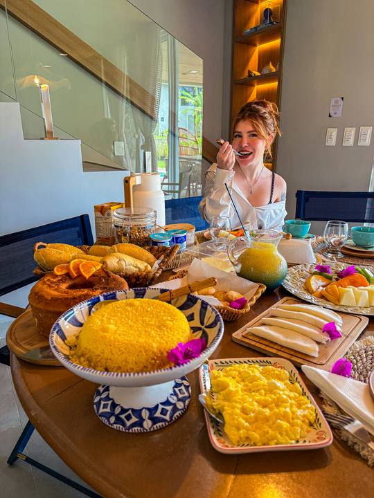 Café da manhã na mesa