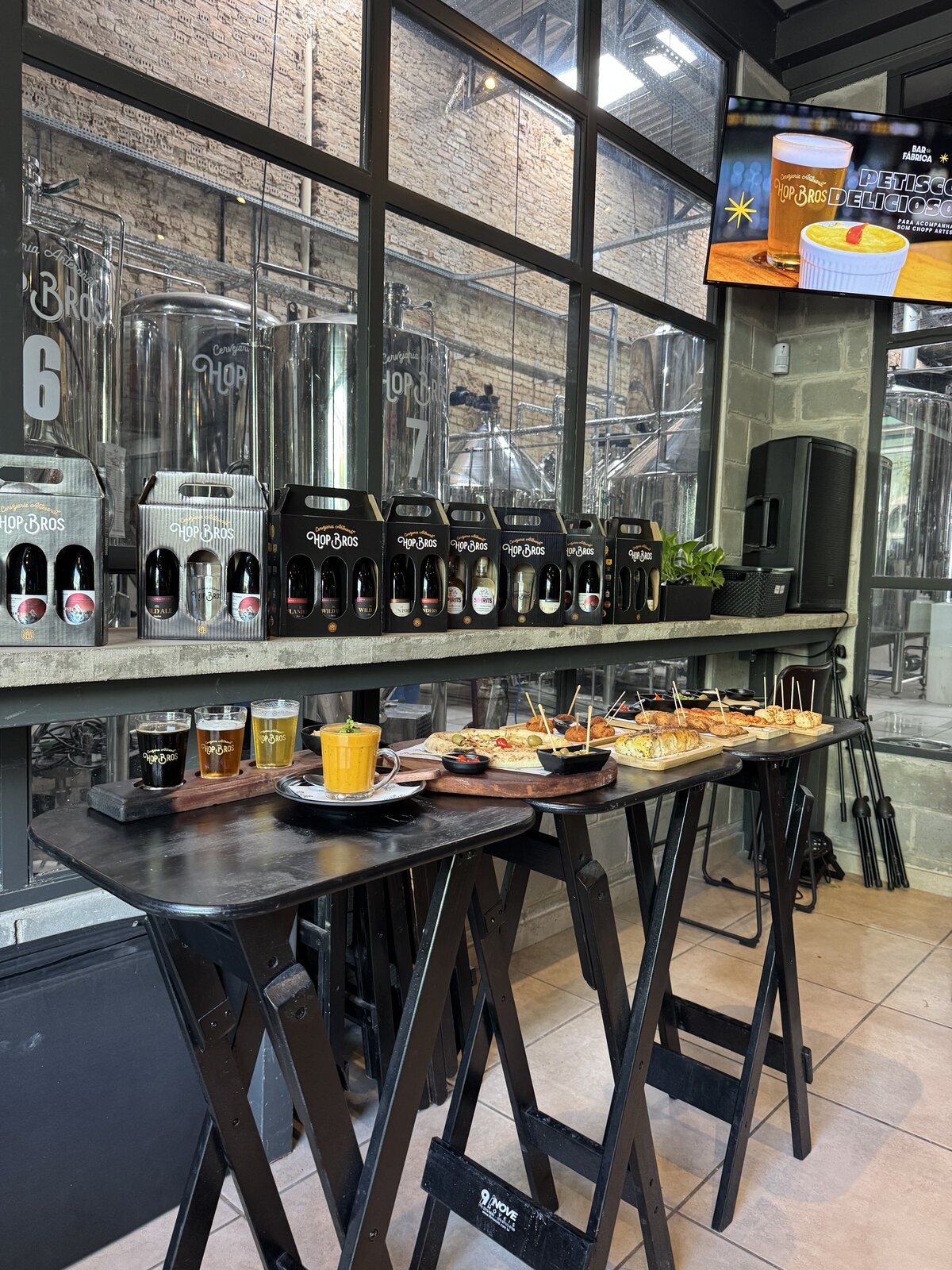Hop Bros Cervejaria Artesanal